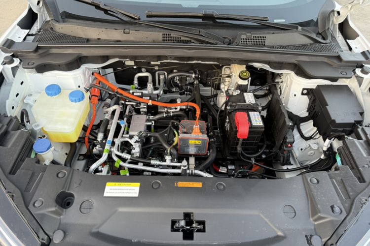 Used HEDMOS 06 2025 Model 520km Engine Bay