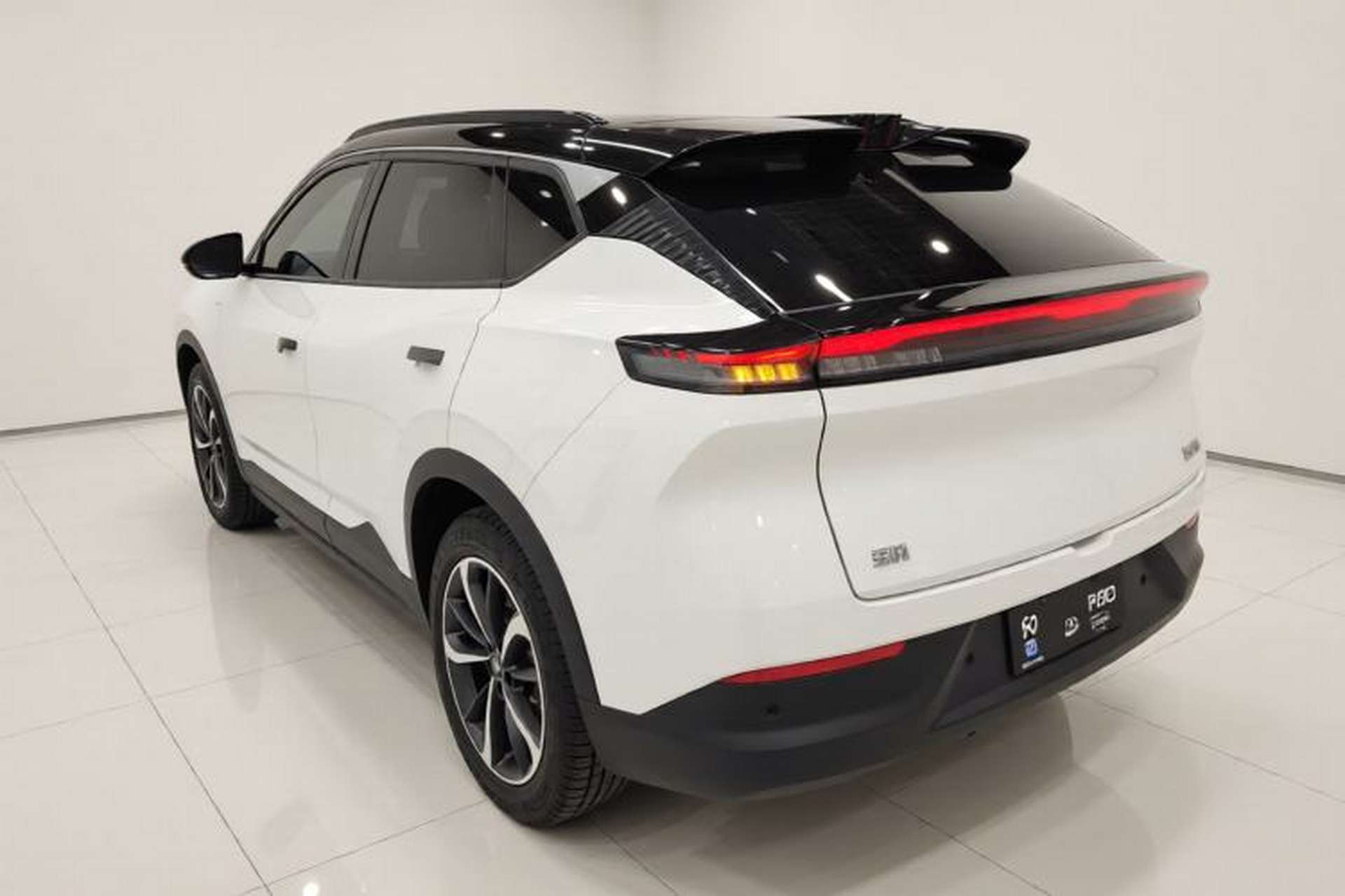 Used HEDMOS 06 2025 Model 520km Exterior 2