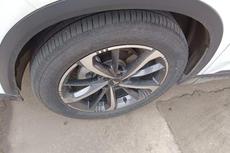 Used HEDMOS 06 2025 Model 520km Exterior 4