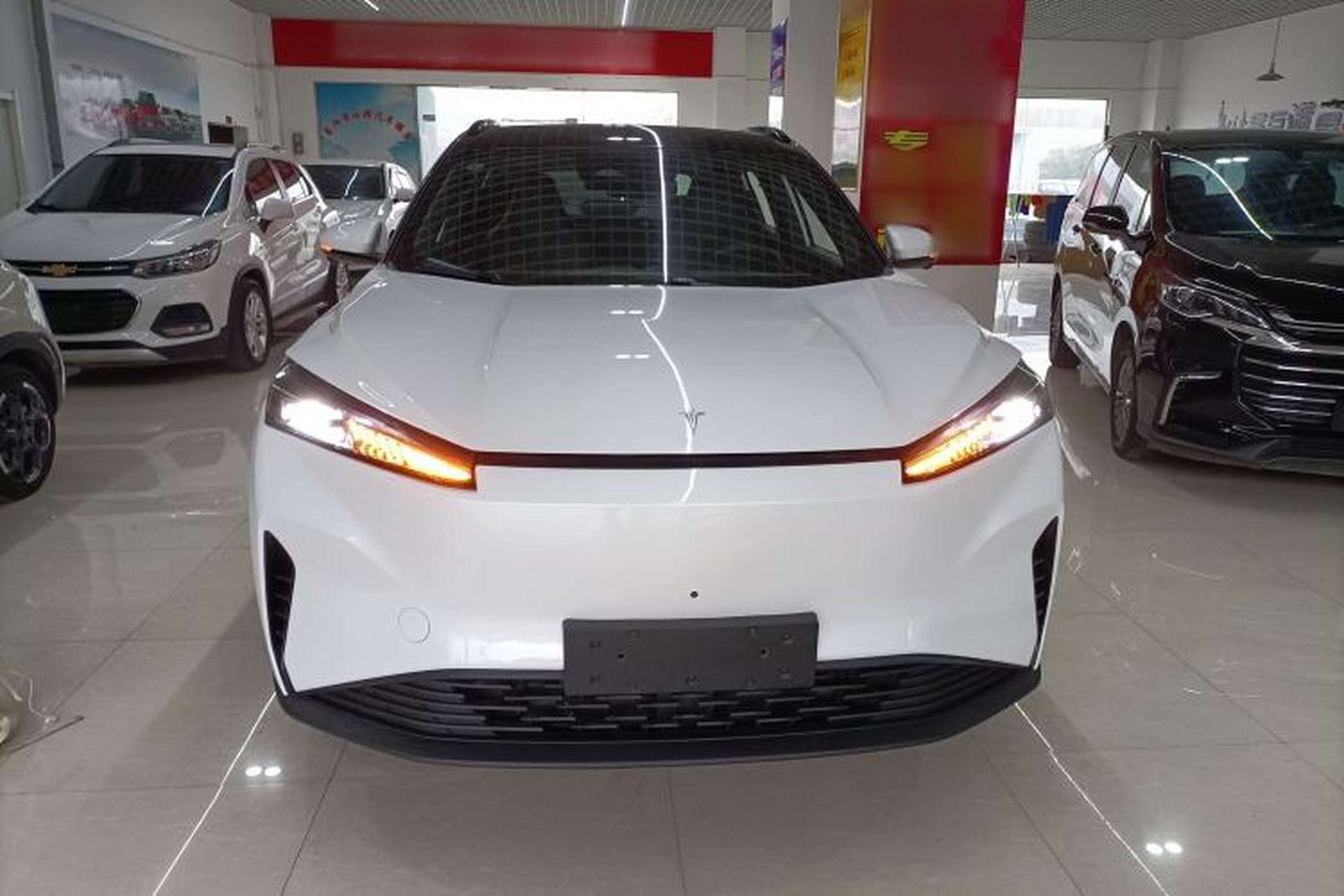 Used HEDMOS 06 2025 Model 520km Front