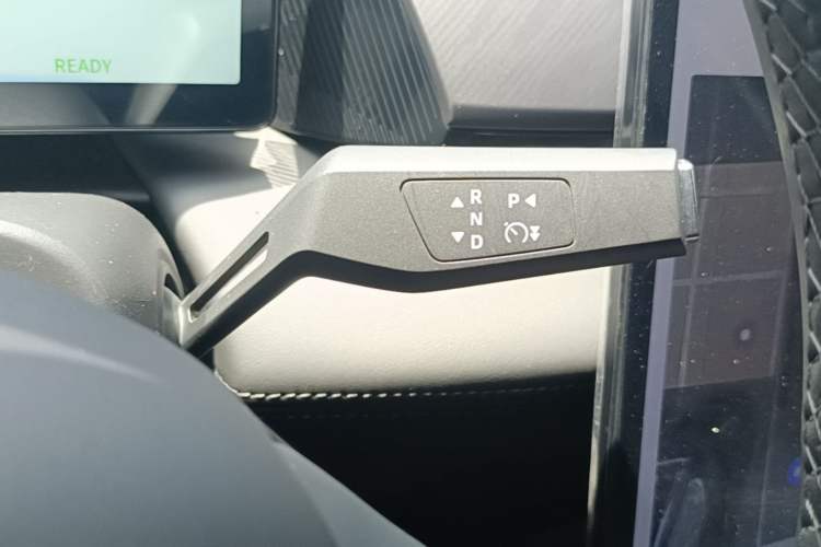 Used HEDMOS 06 2025 Model 520km Gear Lever