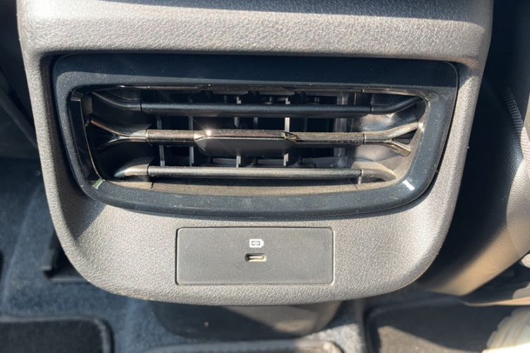 Used HEDMOS 06 2025 Model 520km Interior 9