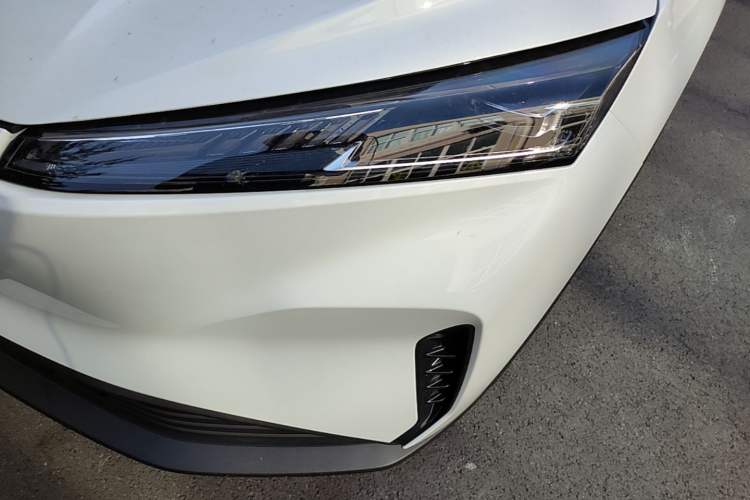 Used HEDMOS 06 2025 Model 520km Left Front Headlight