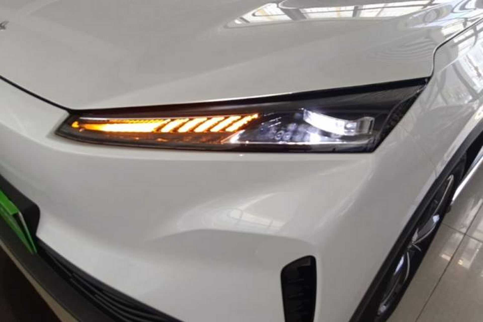 Used HEDMOS 06 2025 Model 520km Left Front Headlight