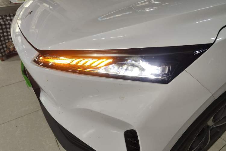 Used HEDMOS 06 2025 Model 520km Left Front Headlight