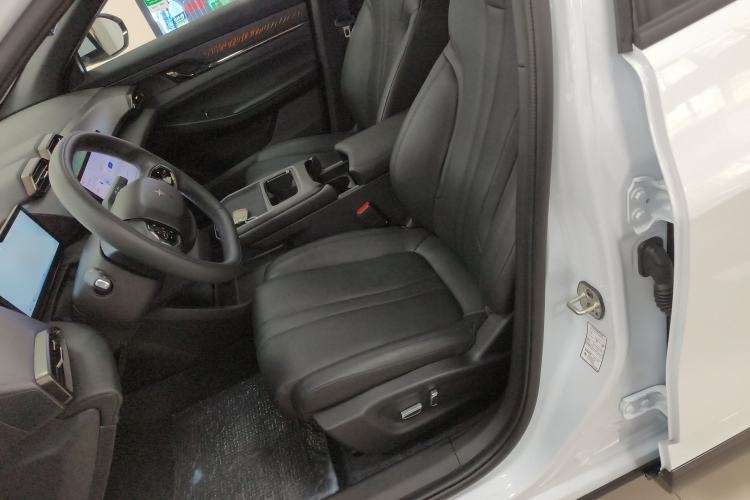 Used HEDMOS 06 2025 Model 520km Left Front Seat