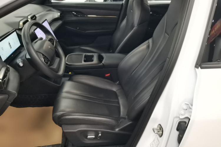Used HEDMOS 06 2025 Model 520km Left Front Seat