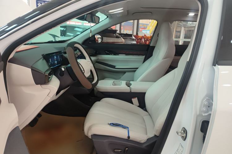Used HEDMOS 06 2025 Model 520km Left Front Seat