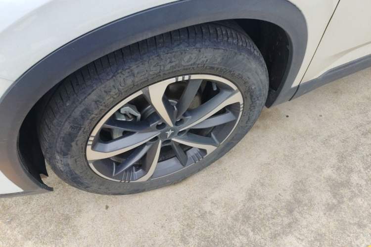 Used HEDMOS 06 2025 Model 520km Left Front Wheel Hub