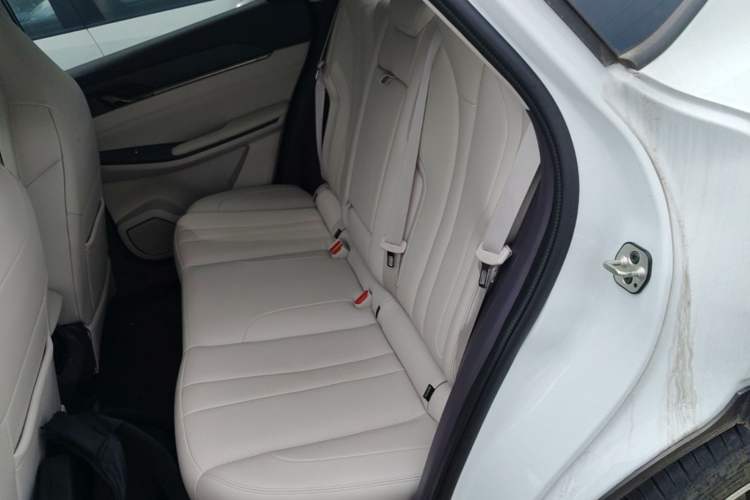 Used HEDMOS 06 2025 Model 520km Left Rear Seat