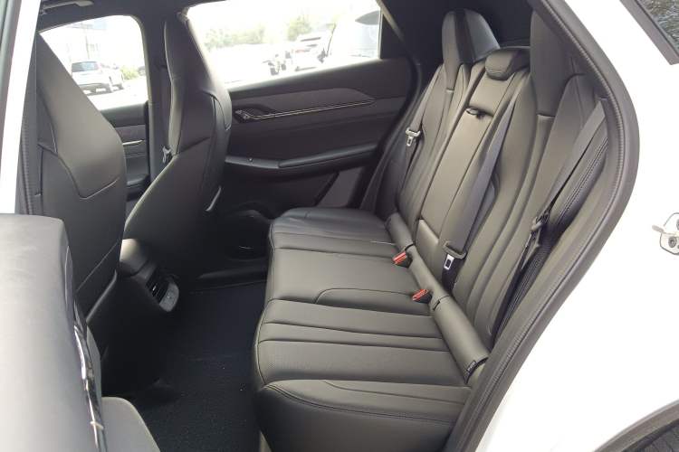 Used HEDMOS 06 2025 Model 520km Left Rear Seat