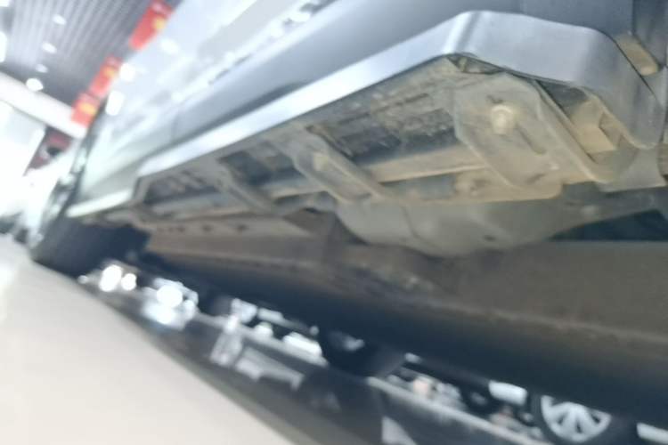 Used HEDMOS 06 2025 Model 520km Left Side Sill