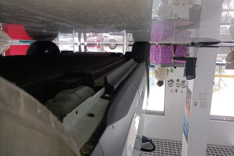 Used HEDMOS 06 2025 Model 520km Left Side Sill