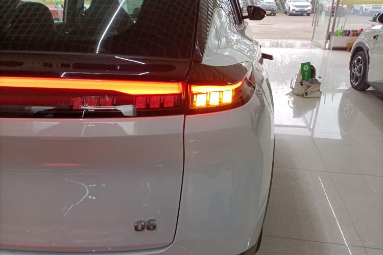 Used HEDMOS 06 2025 Model 520km Right Rear Taillight