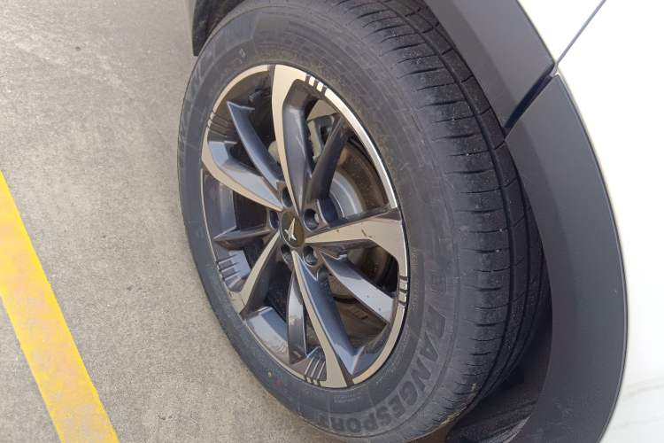 Used HEDMOS 06 2025 Model 520km Right Rear Wheel Hub