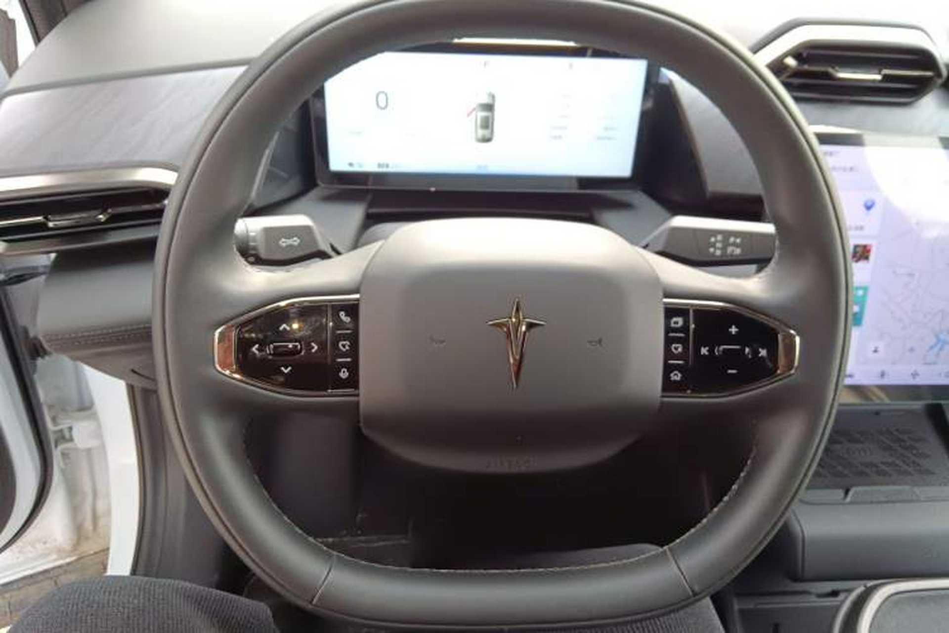 Used HEDMOS 06 2025 Model 520km Steering Wheel