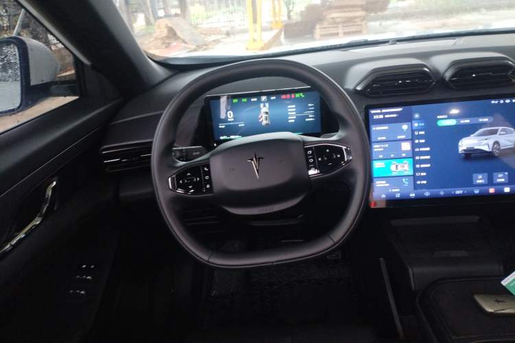 Used HEDMOS 06 2025 Model 520km Steering Wheel