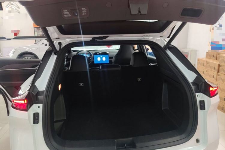 Used HEDMOS 06 2025 Model 520km Trunk