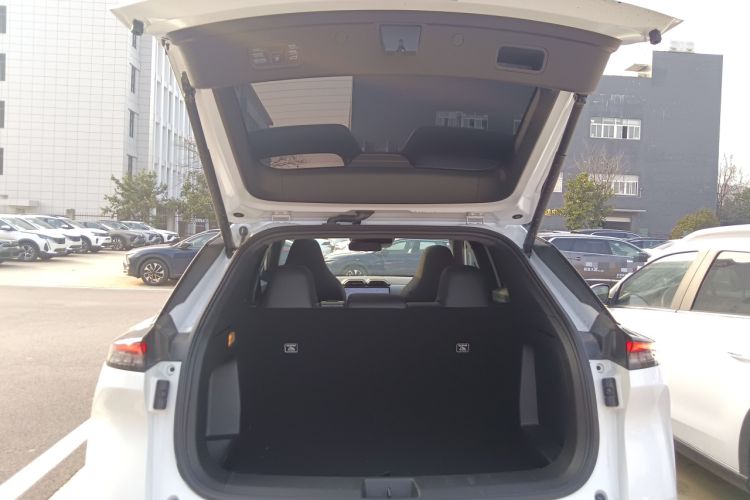 Used HEDMOS 06 2025 Model 520km Trunk