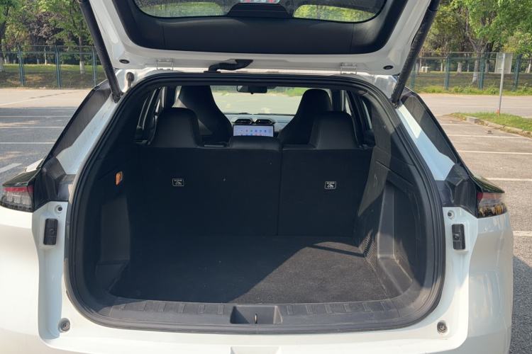 Used HEDMOS 06 2025 Model 520km Trunk