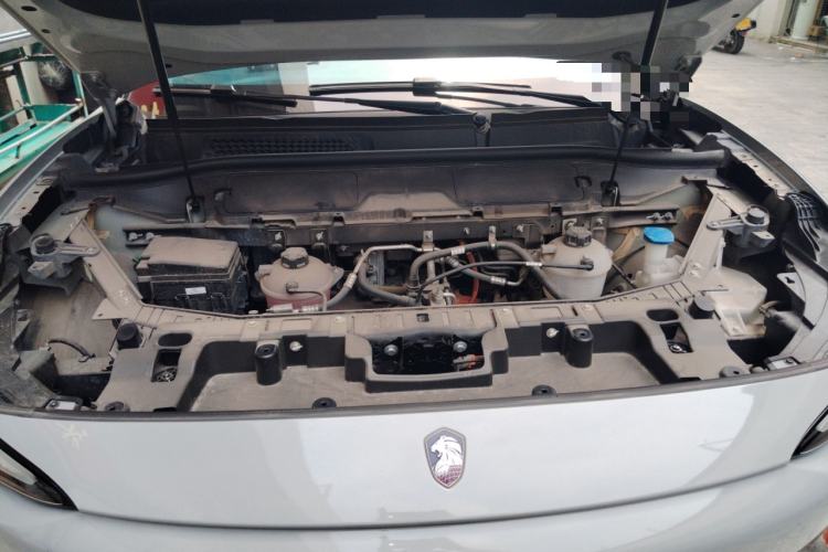 Used Hengchi 5 2022 Ultra-Luxury Edition Engine Bay