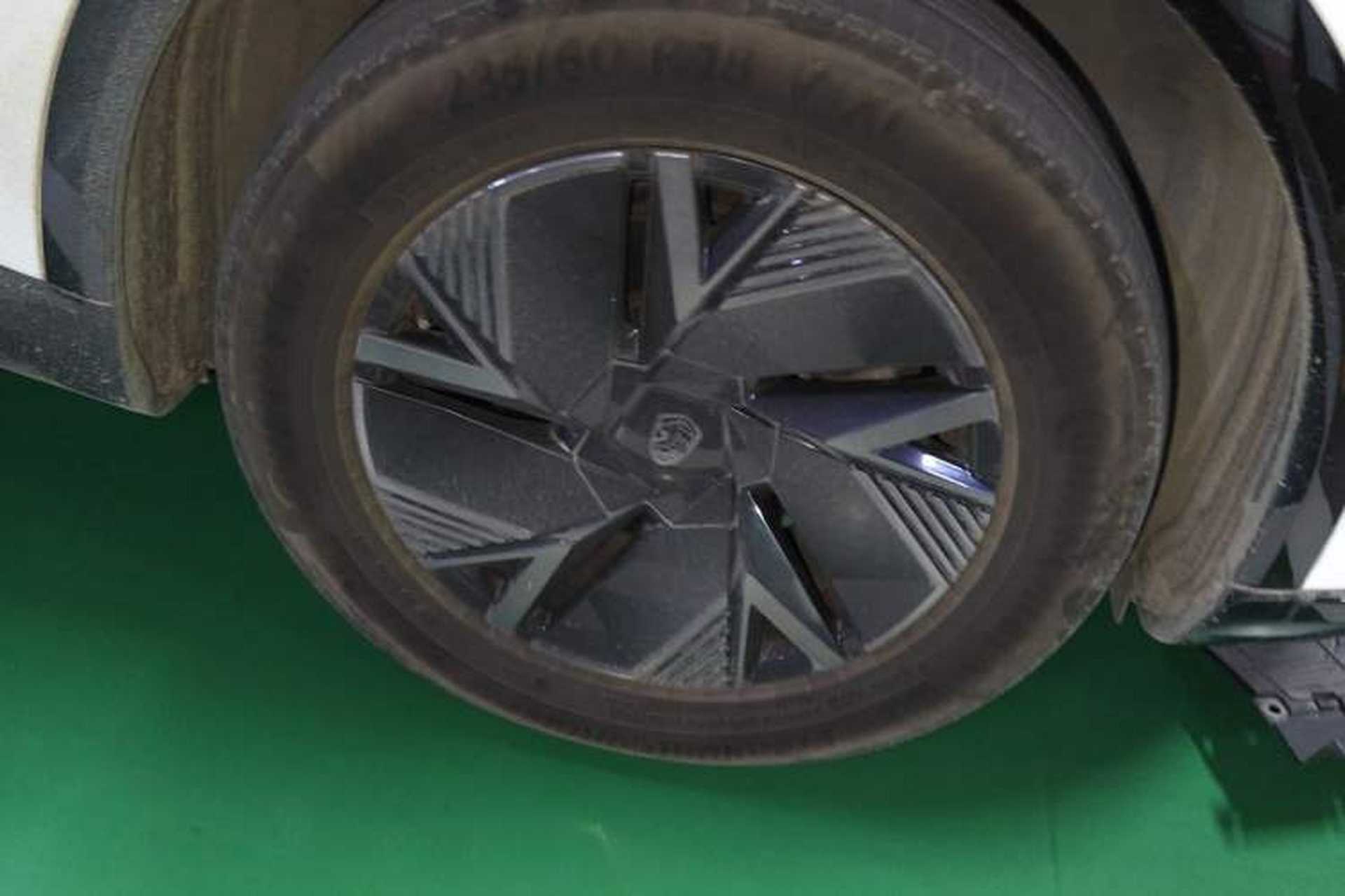 Used Hengchi 5 2022 Ultra-Luxury Edition Right Front Wheel Hub