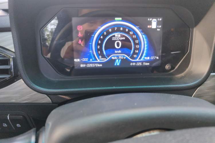 Used Hengrun HRS1 2021 Elite Model Odometer Close Up