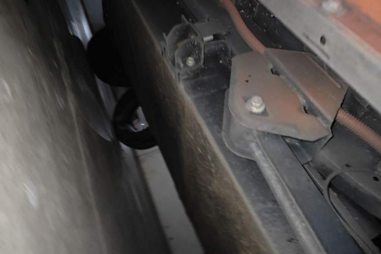 Used Hengrun HRS1 2022 Classic Model Chassis Rear Left