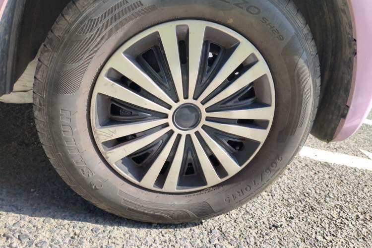 Used Hengrun HRS1 2022 Classic Model Right Front Wheel Hub