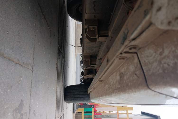 Used Hengrun HRS1 2022 Classic Model Chassis Front Left