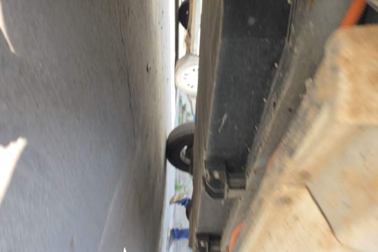 Used Hengrun HRS1 2022 Classic Model Chassis Front Left