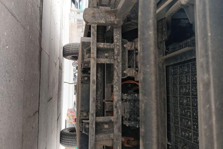 Used Hengrun HRS1 2022 Classic Model Chassis Front