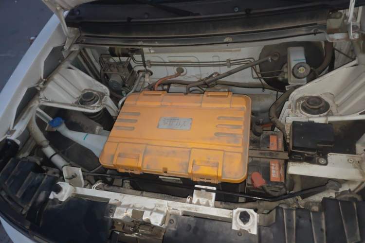 Used Hengrun HRS1 2022 Classic Model Engine Bay