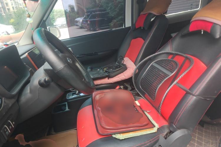 Used Hengrun HRS1 2022 Classic Model Left Front Seat