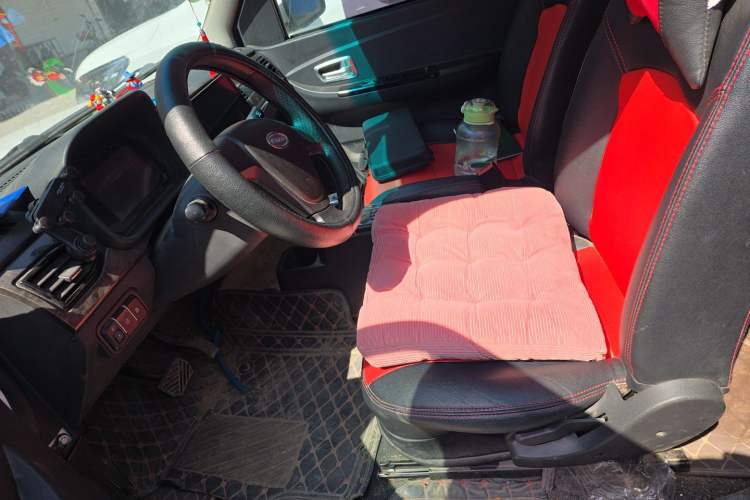 Used Hengrun HRS1 2022 Classic Model Left Front Seat