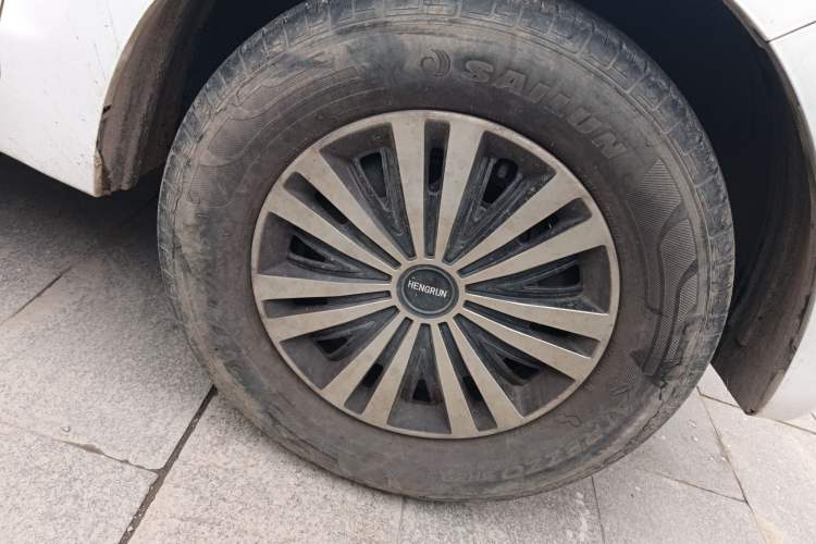 Used Hengrun HRS1 2022 Classic Model Right Front Wheel Hub
