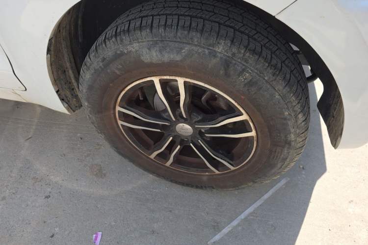 Used Hengrun HRS1 2022 Classic Model Right Front Wheel Hub