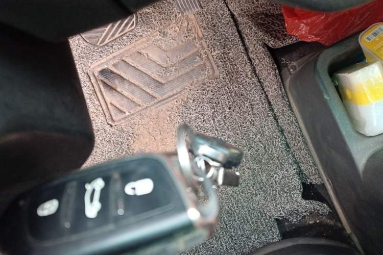 Used Hengrun HRS1 2022 Classic Model Vehicle Key