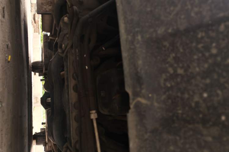 Used Higer H6C 2015 2.8T Diesel Version SC28R143Q4 Chassis Front