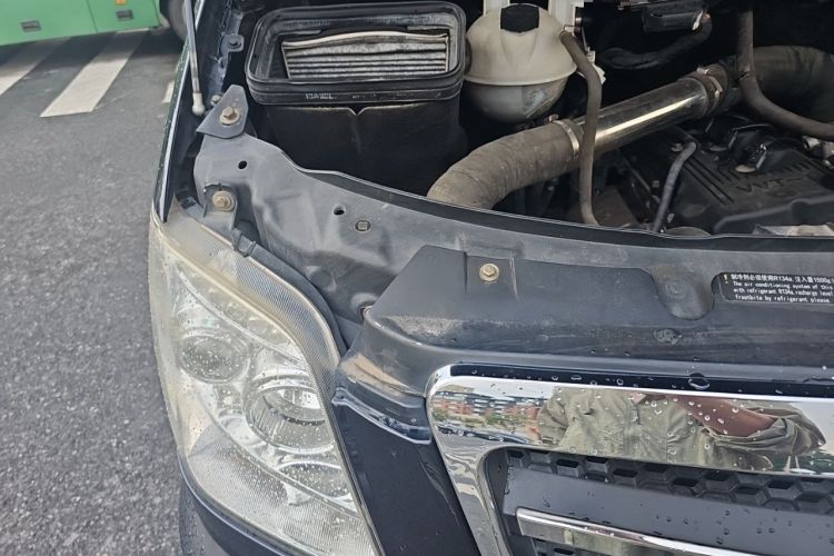 Used Higer H6C  Engine Bay Right