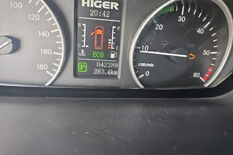 Used Higer H6C  Odometer Close Up