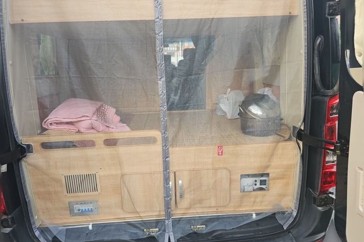 Used Higer H6C  Trunk