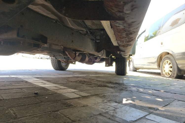 Used Higer Longwei  Chassis Front Left