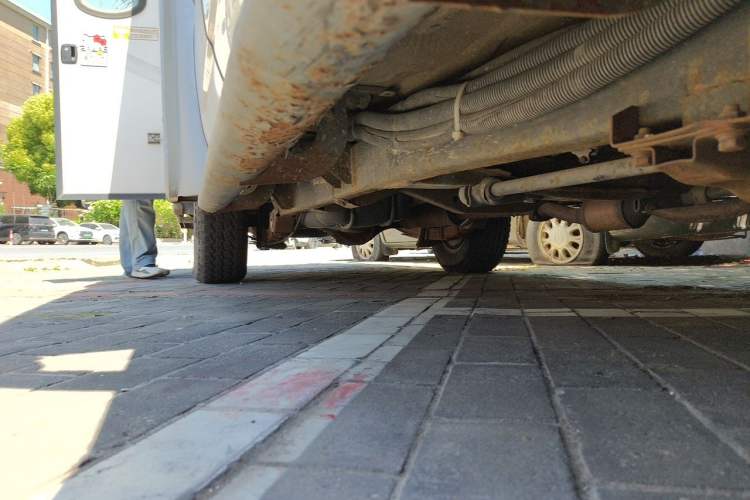 Used Higer Longwei  Chassis Front Right