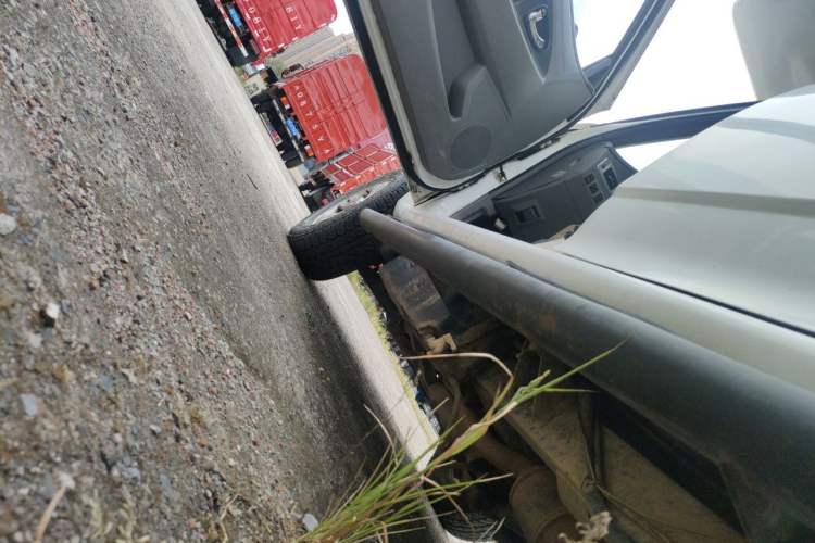 Used Higer Longwei  Chassis Rear Left