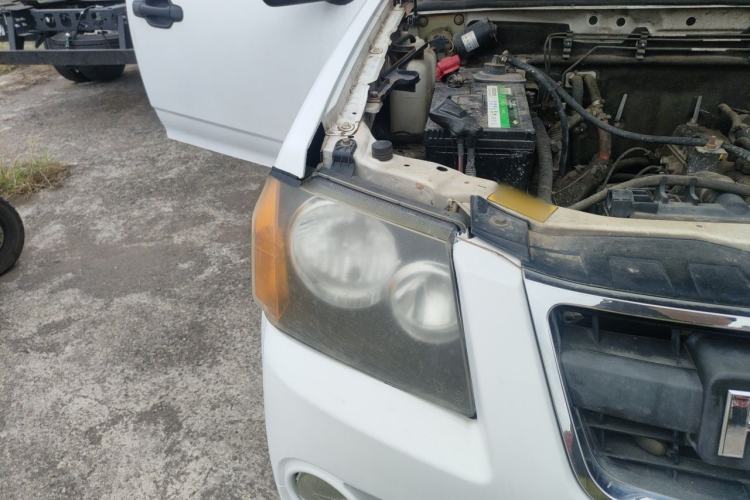 Used Higer Longwei  Right Front Headlight