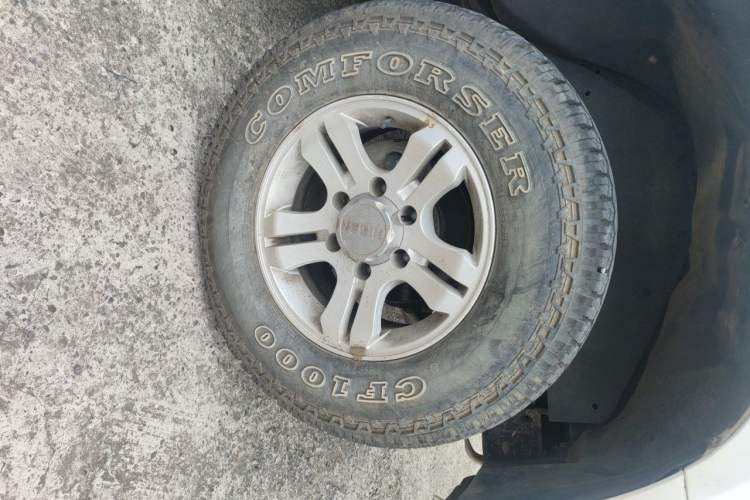 Used Higer Longwei  Right Front Wheel Hub