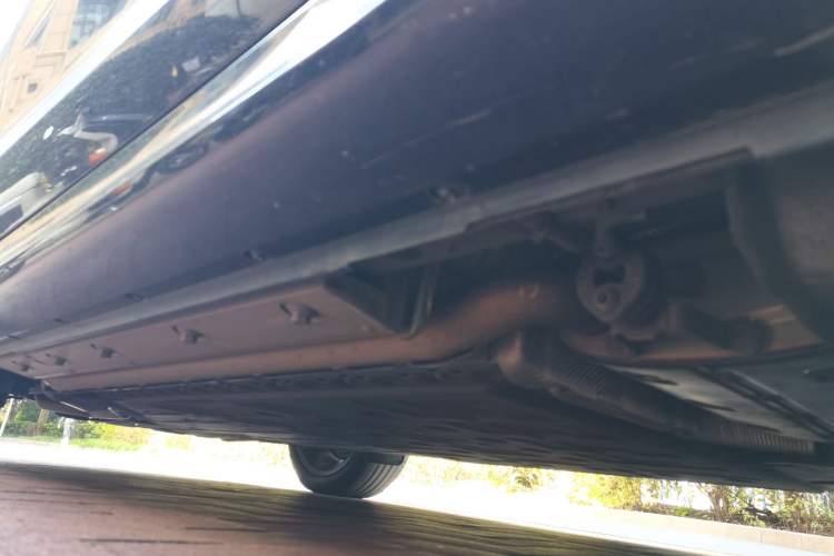 Used Hima AITO M5 2022 Extended-Range Four-Wheel Drive Ultimate Edition Chassis Front Right