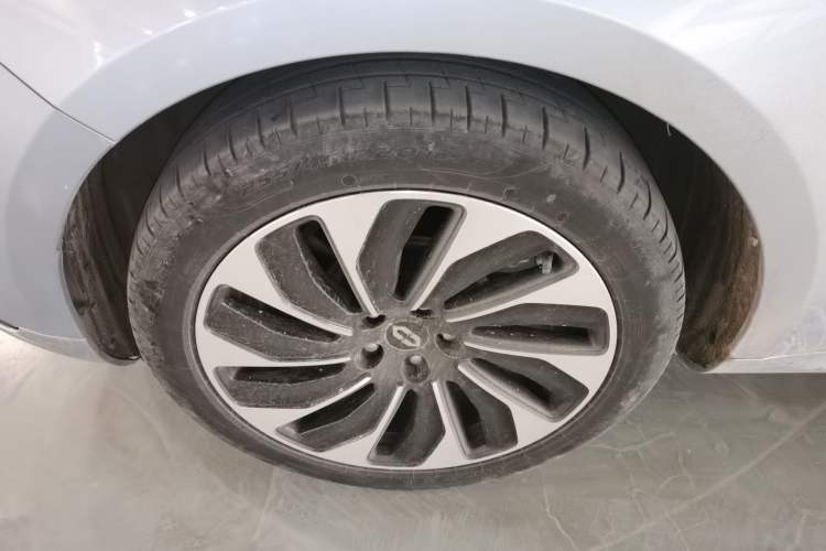 Used Hima AITO M5 2023 Extended-Range Rear-Drive Intelligent Driving Version Exterior 2