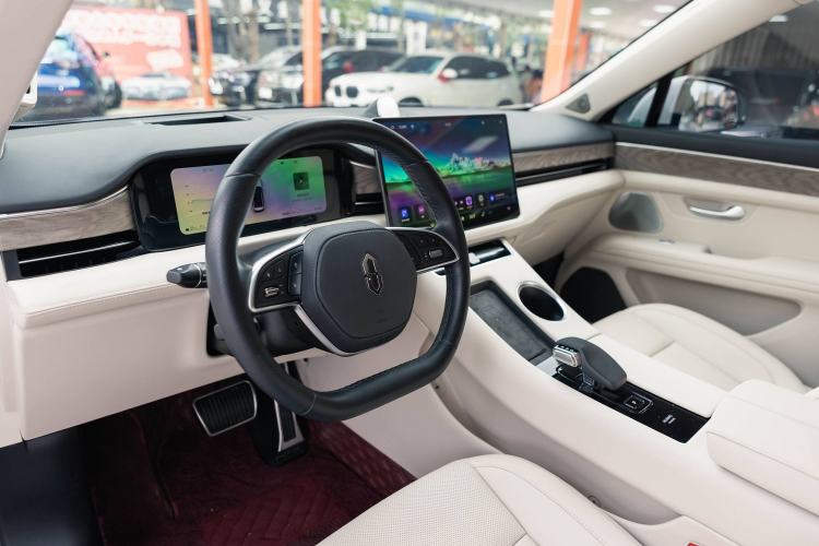 Used Hima AITO M5 2022 Range-Extended Rear-Drive Standard Version Interior 1